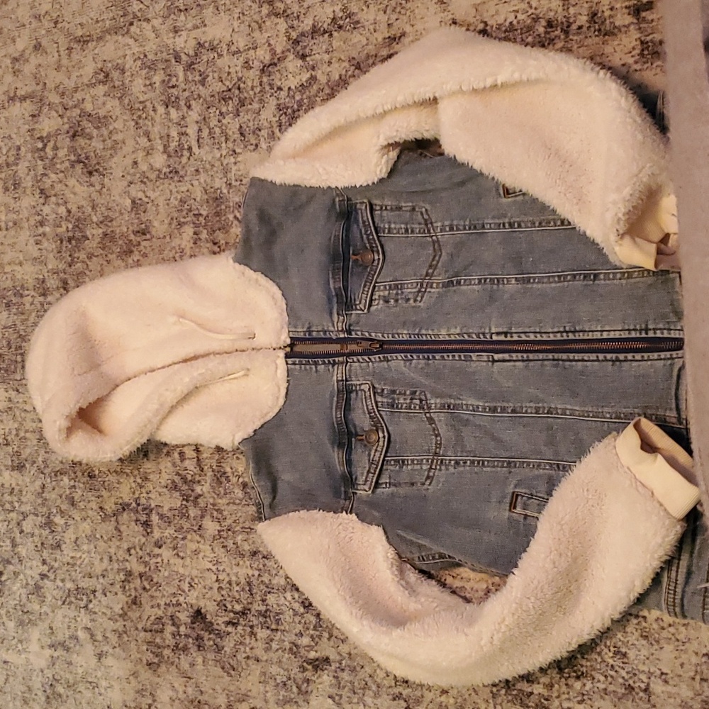 Jean Jacket with Fur